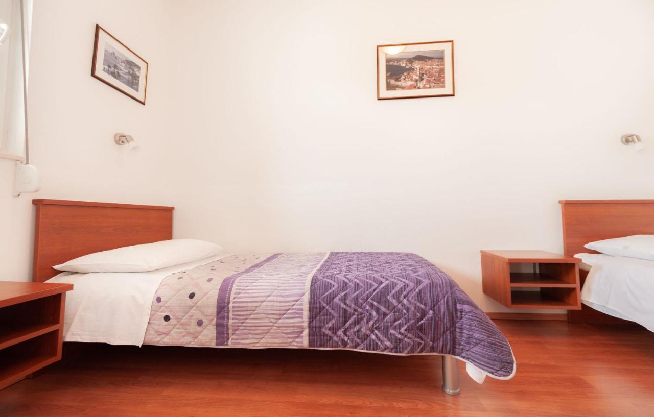 Apartments Lumaduma Τρογκίρ Εξωτερικό φωτογραφία