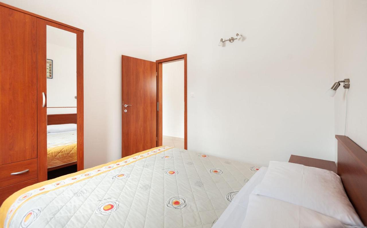 Apartments Lumaduma Τρογκίρ Εξωτερικό φωτογραφία